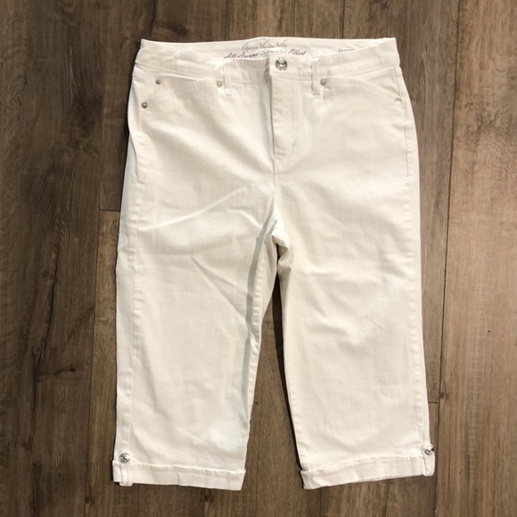 Like new! - GLORIA VANDERBILT All-Around Slimming Effect Skimmer Jeans - Picture 1 of 10